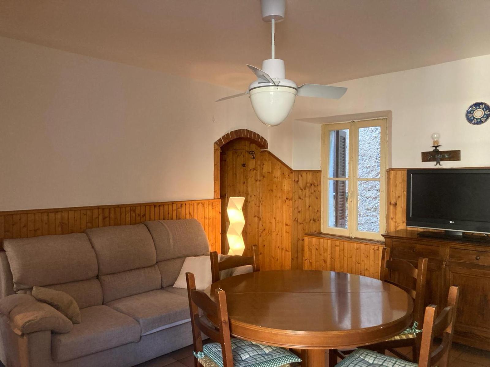 Casa Riva Bianca Lierna Villa Bagian luar foto